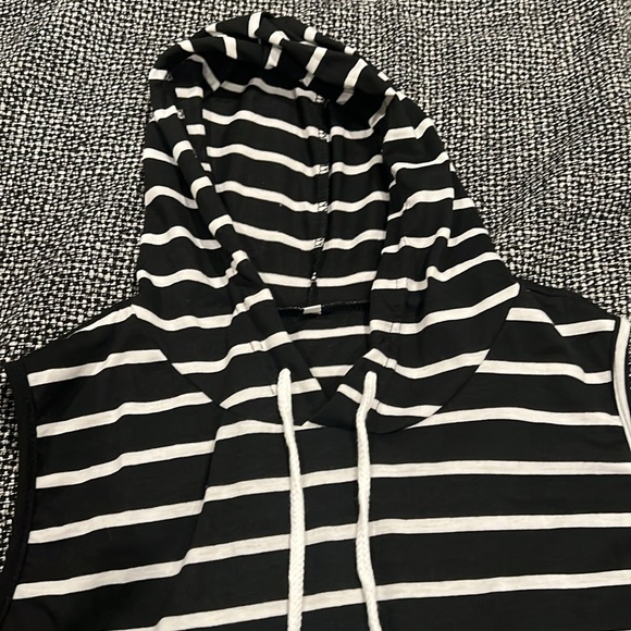 Mini BodyCon Hooded Dress - Picture 3 of 4